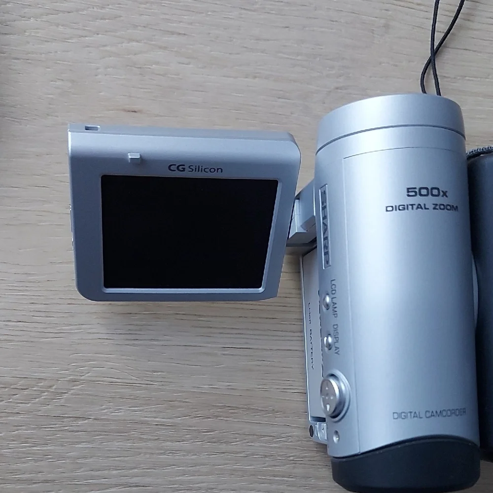 Video Camera Sharp VL-Z3 Camcorder + case
